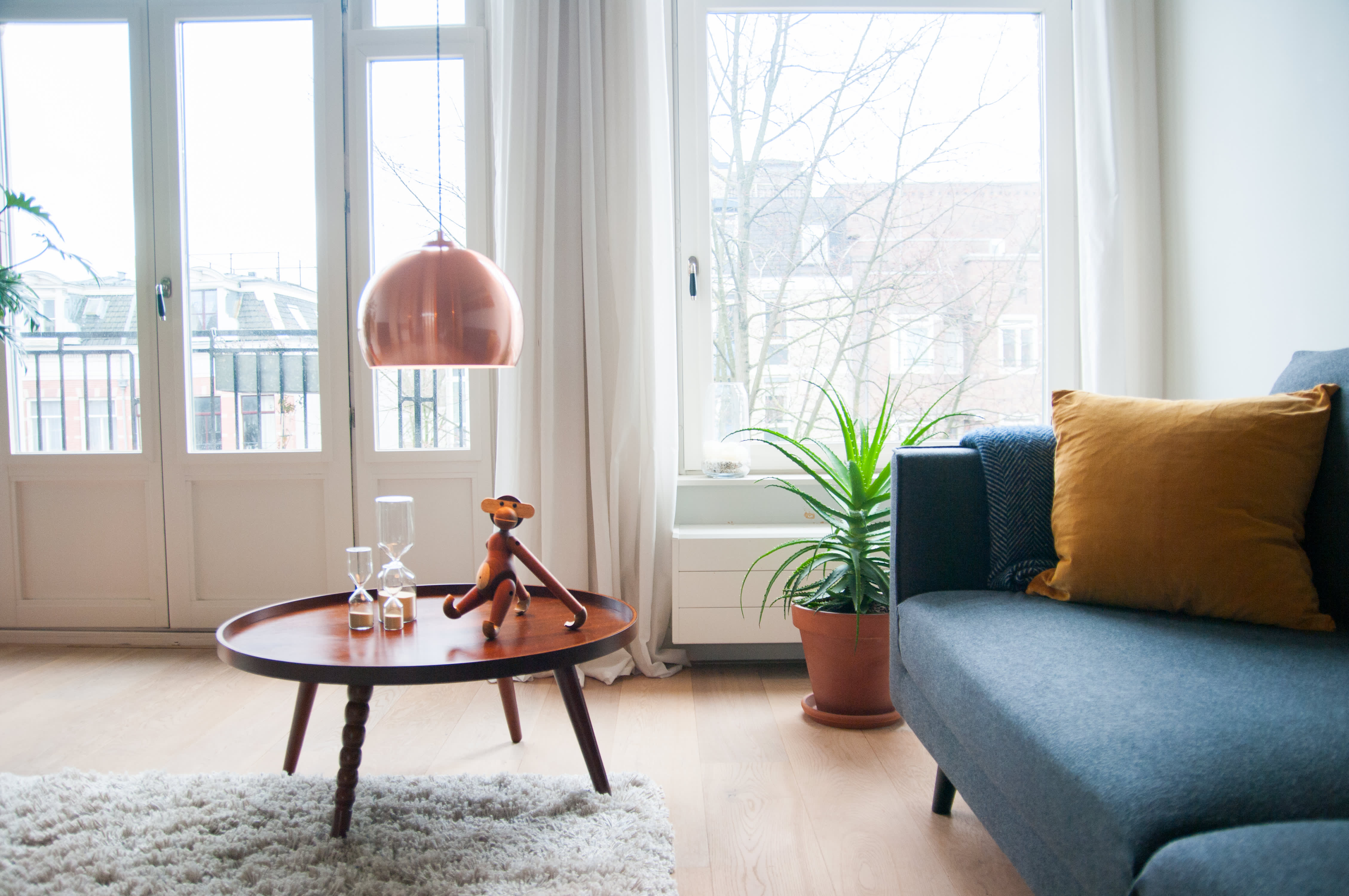 House Tour A Bright Minimal Amsterdam Apartment Apartment Therapy